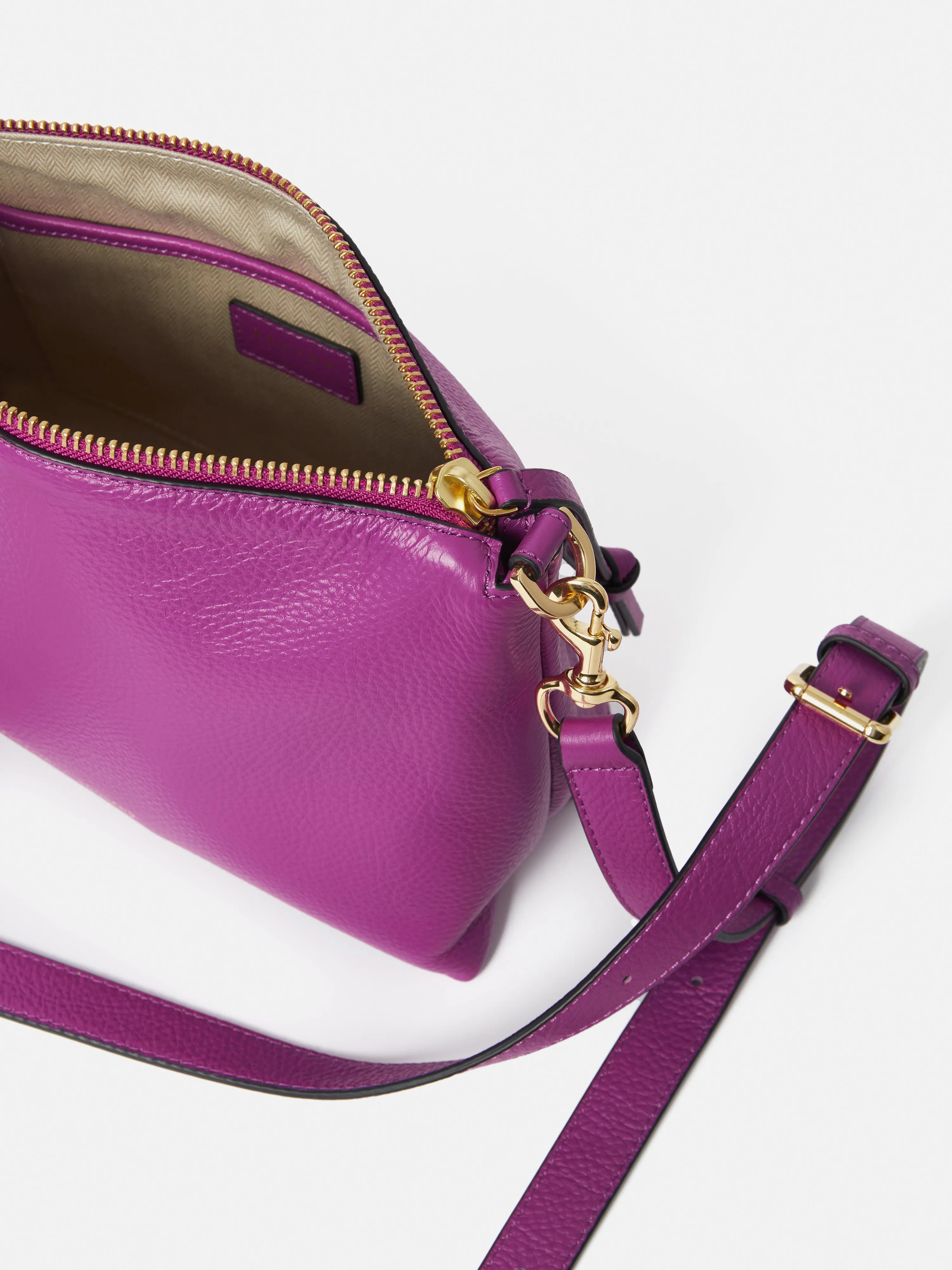 Ava Pebble Leather Crossbody | Purple Orchid