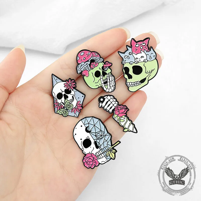 Cartoon Skull Paint Alloy Brooch