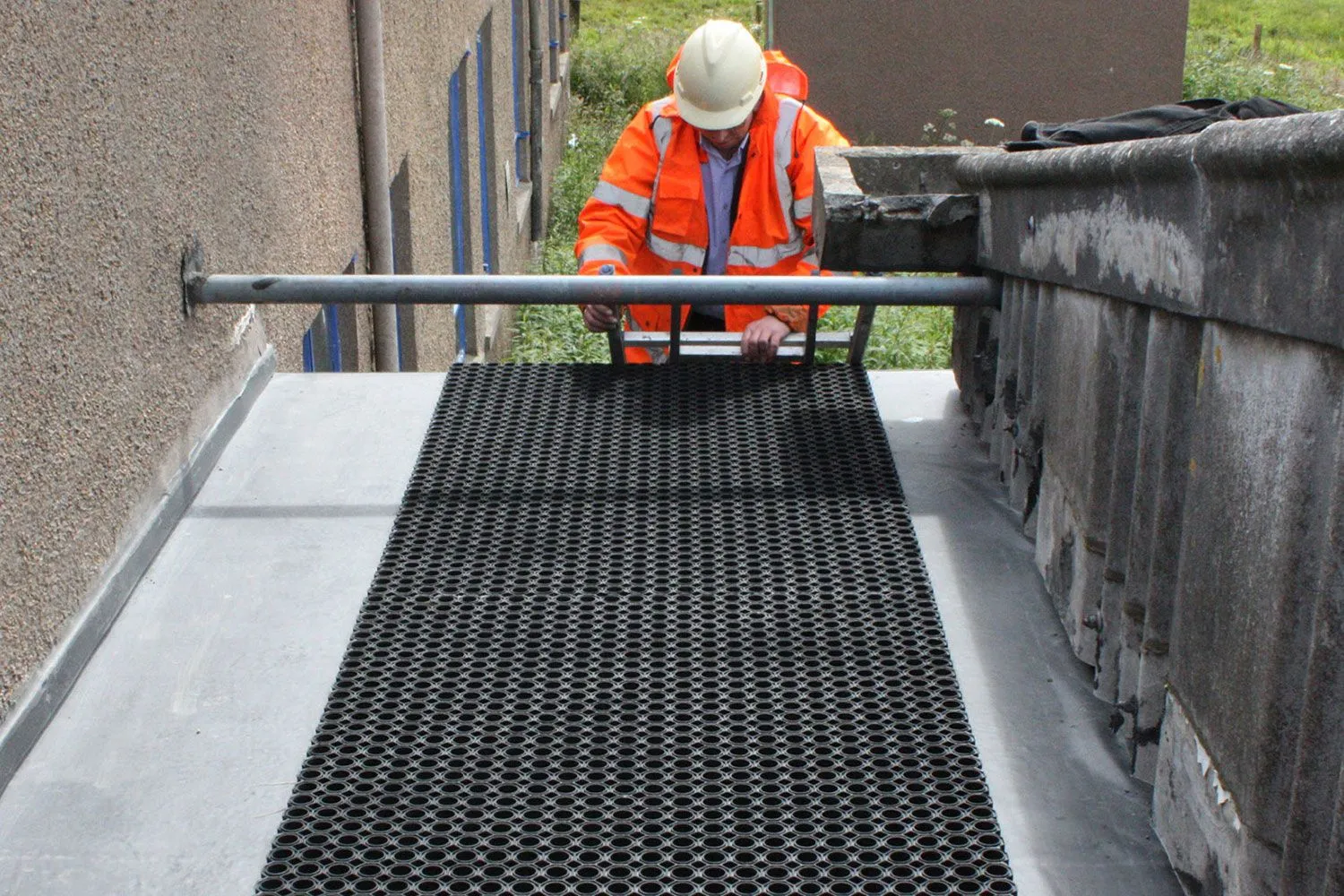 Cellmax Walkway Duckboard Mat - 100cm x 150cm