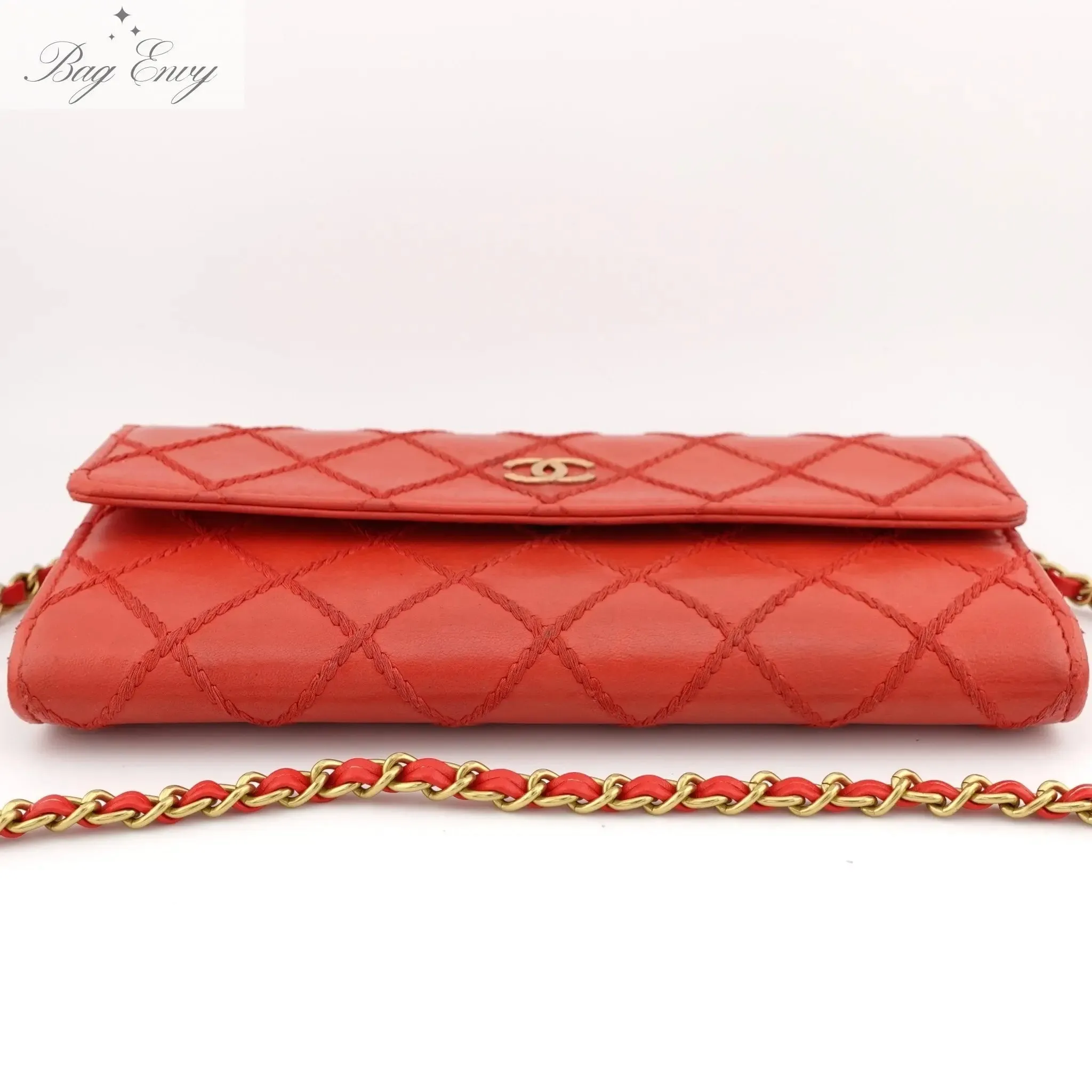 CHANEL Lambskin Diamond Stitch Long Flap