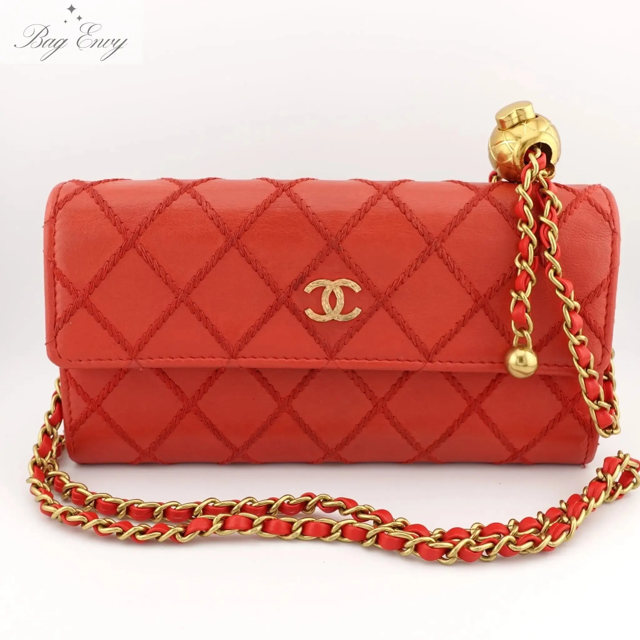 CHANEL Lambskin Diamond Stitch Long Flap