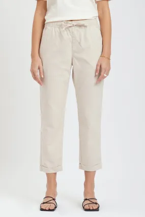 Chic Fit Linen Pull-On Trousers