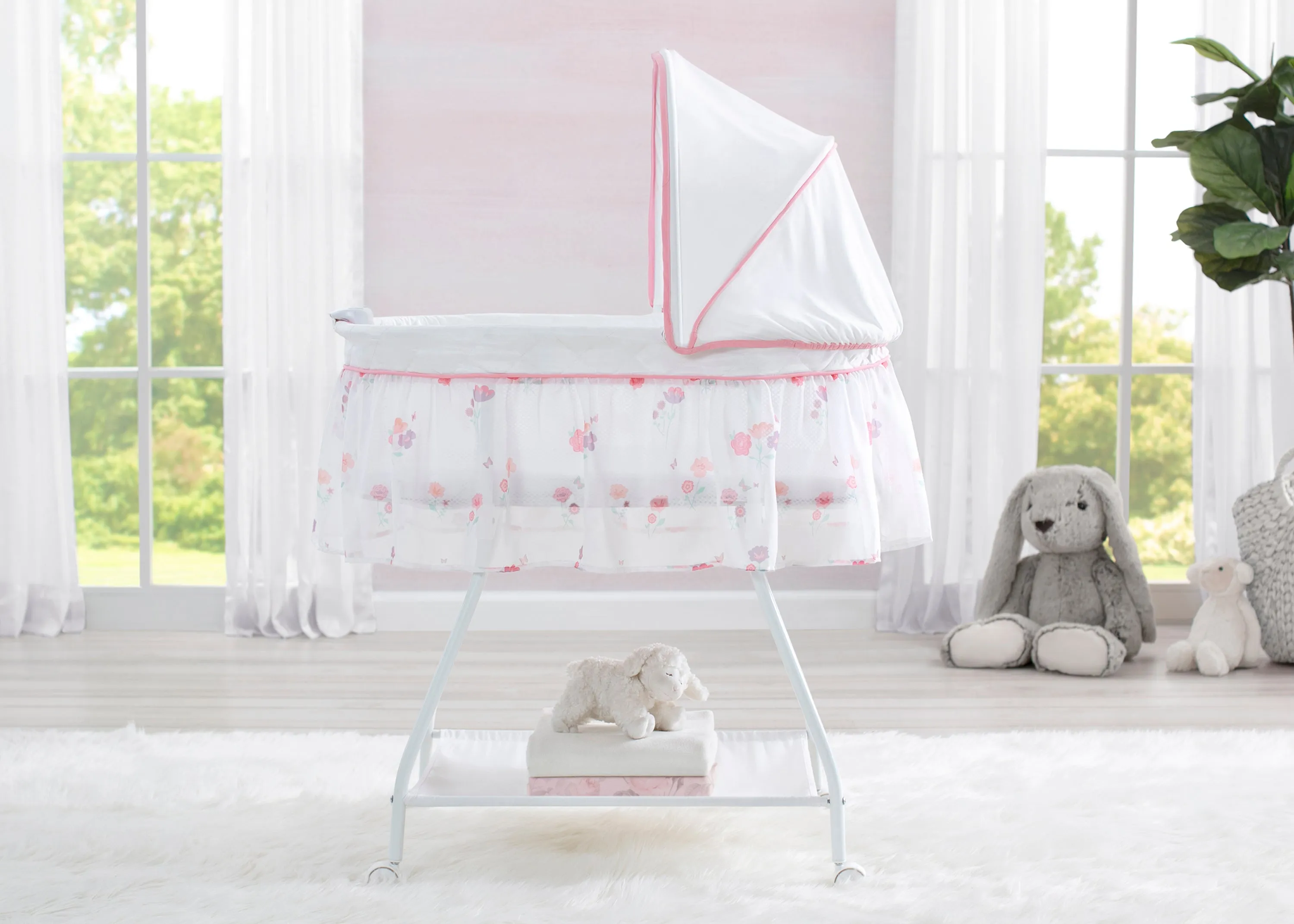 Classic Breeze Bassinet