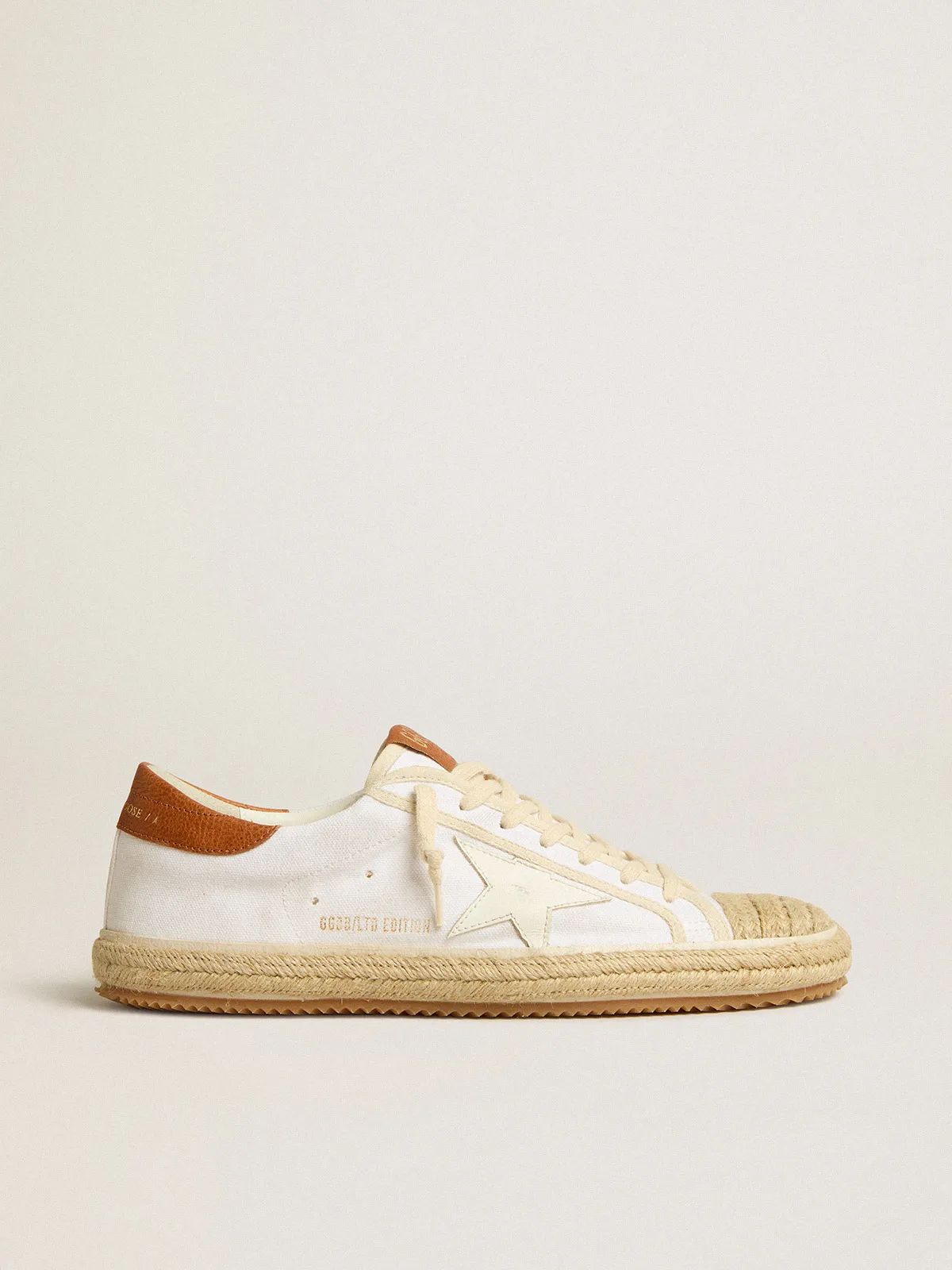 Men’s Super-Star LTD in canvas with white leather star and raffia toe