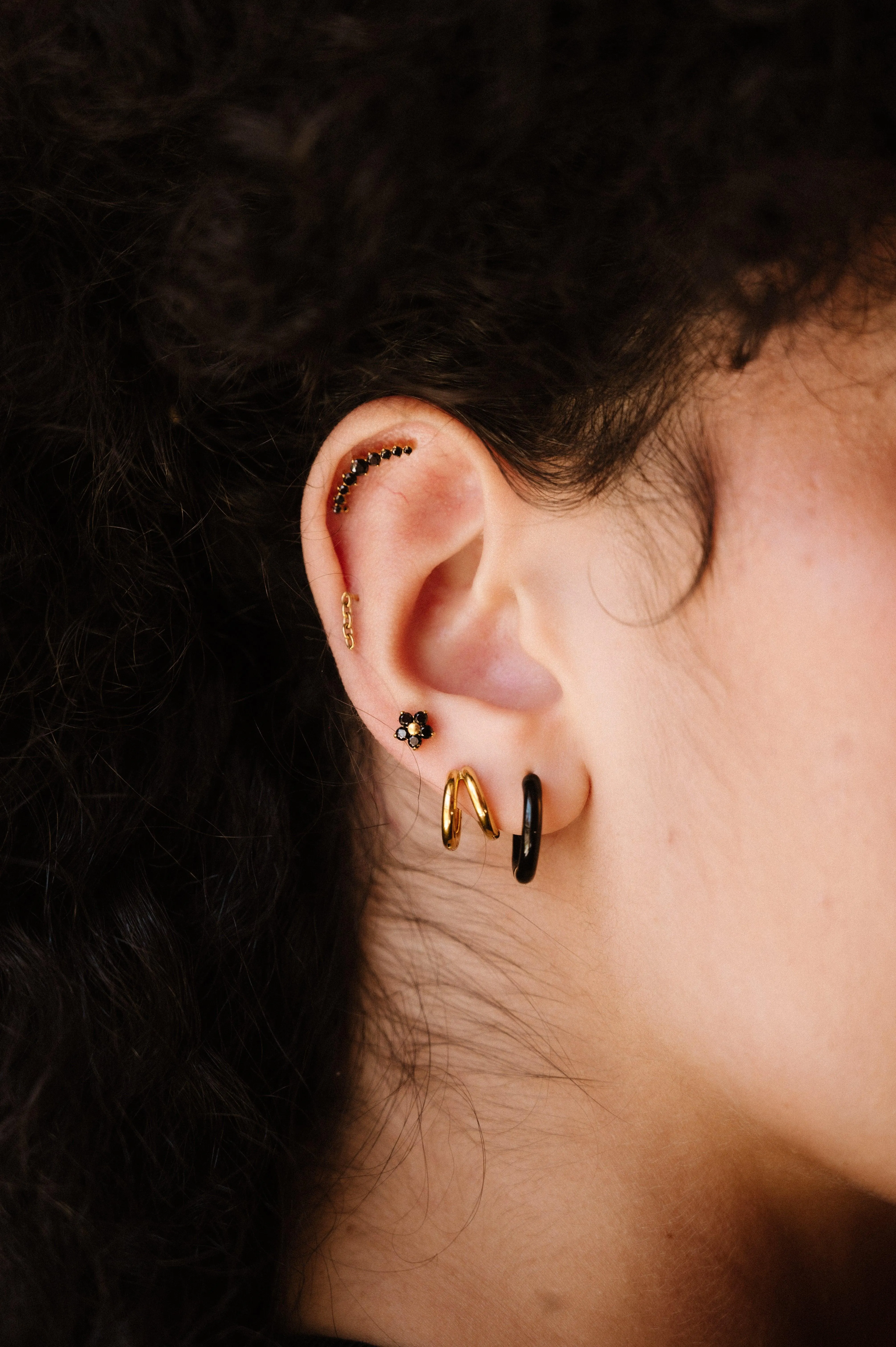 Onyx Ear Climber Flat Back Stud