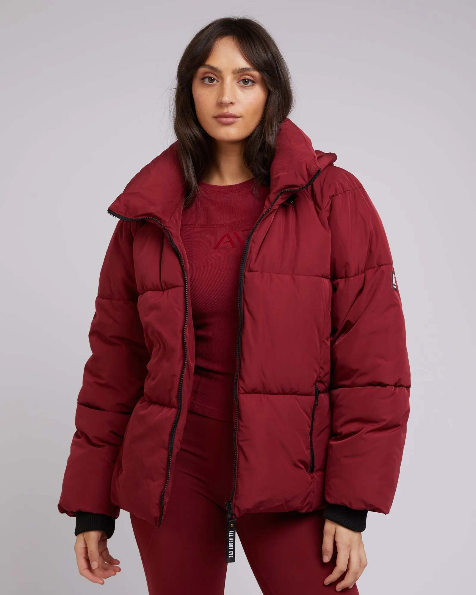 Remi Luxe Puffer Port