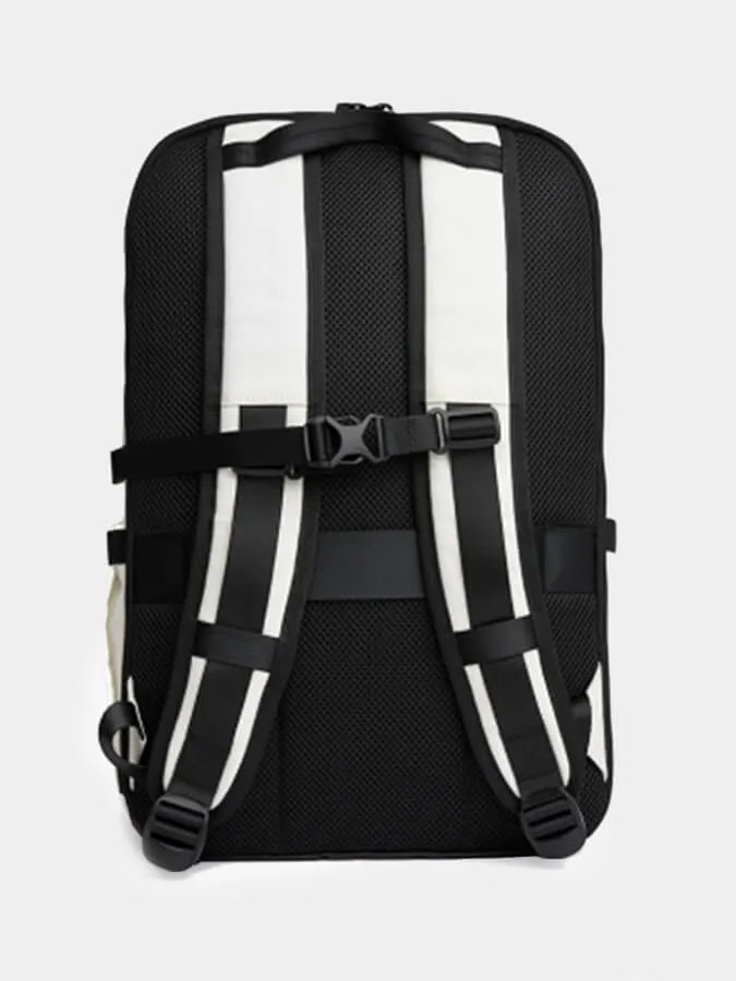 Vooray 2nd Avenue Backpack